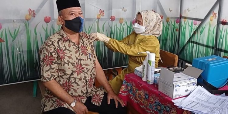 LDII Jambi dan Dinas Kesehatan Gelar Vaksinasi