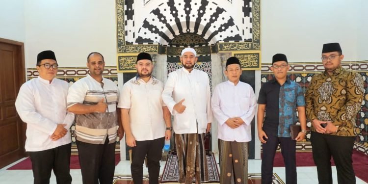 Habib Syech: NU, Muhammadiyah, LDII Harus Bergandengan Ciptakan Ukhuwah Islamiyah