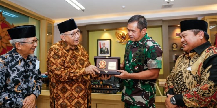 Permasalahan Air Bersih Jadi Fokus Kolaborasi Pangkostrad dan LDII