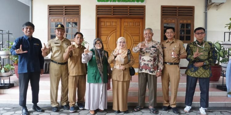 UGM dan DLH Kabupaten Jombang Dorong Ekopesantren di Ponpes Gadingmangu