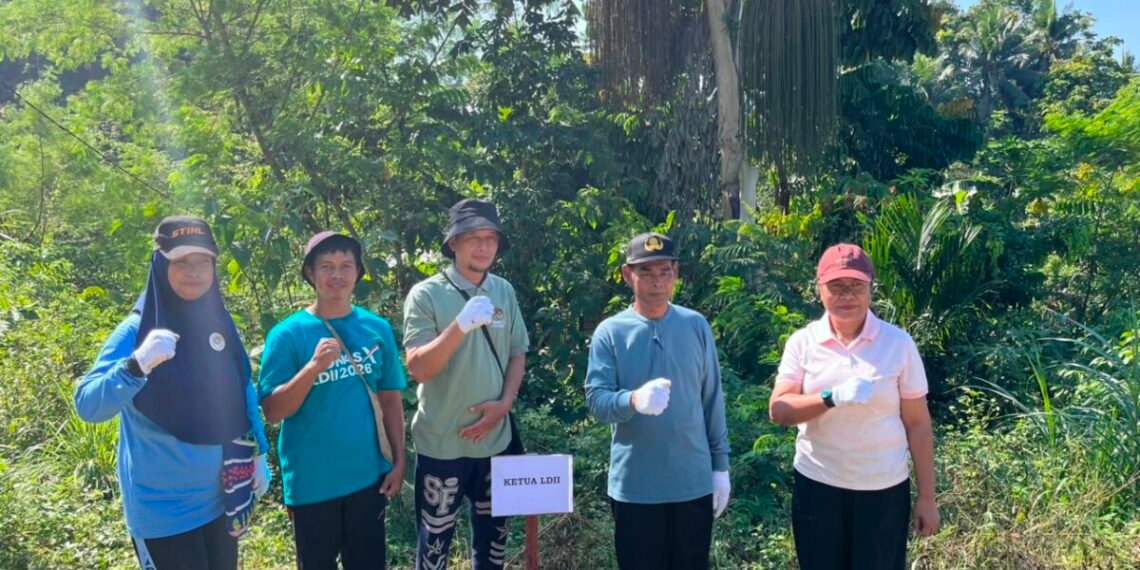 LDII Keerom Ikuti Tanam Pohon dan Tabur Bibit Ikan Bersama Wakil Bupati, Forkopimda, dan Lintas Ormas
